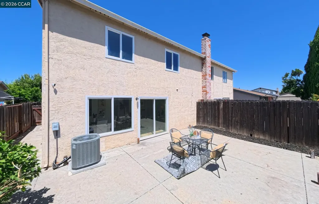 2215 Banyan Way Antioch CA 94509