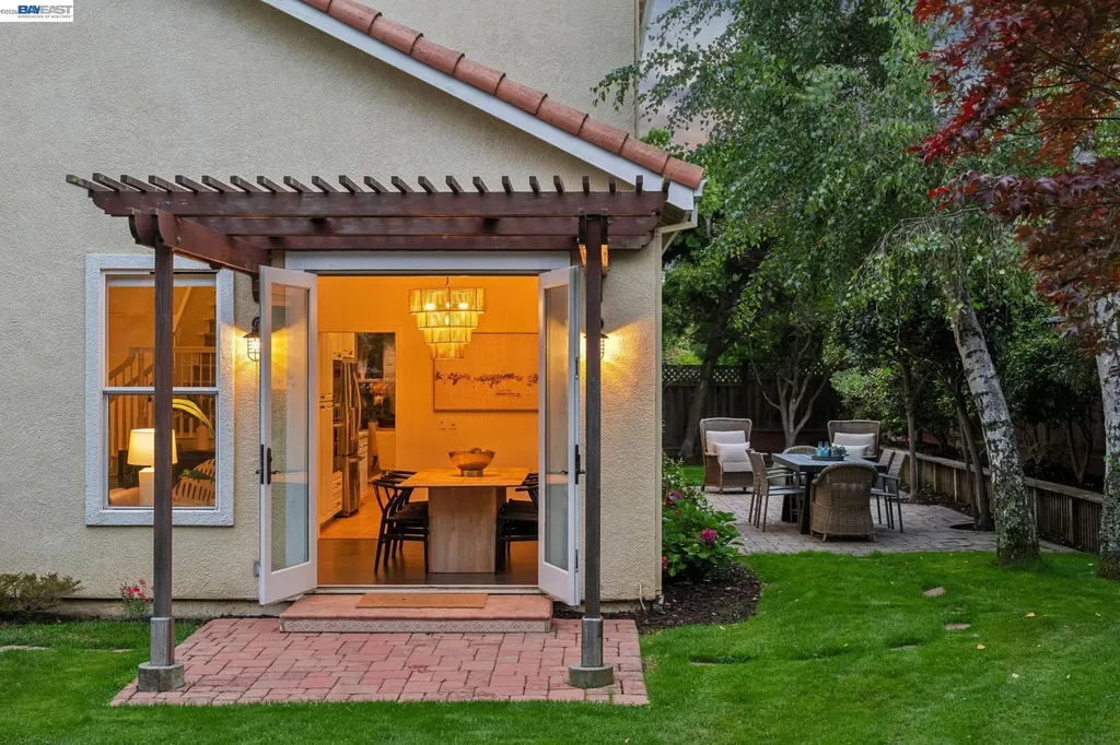 367 Creedon Circle Alameda CA 94502