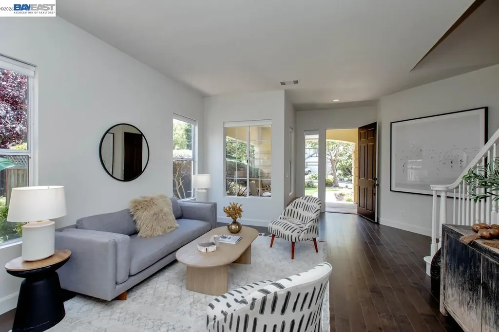 367 Creedon Circle Alameda CA 94502
