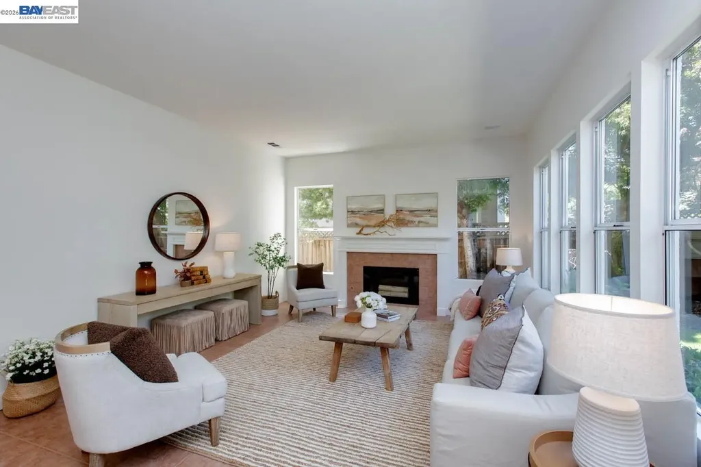 367 Creedon Circle Alameda CA 94502