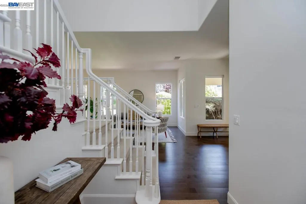 367 Creedon Circle Alameda CA 94502