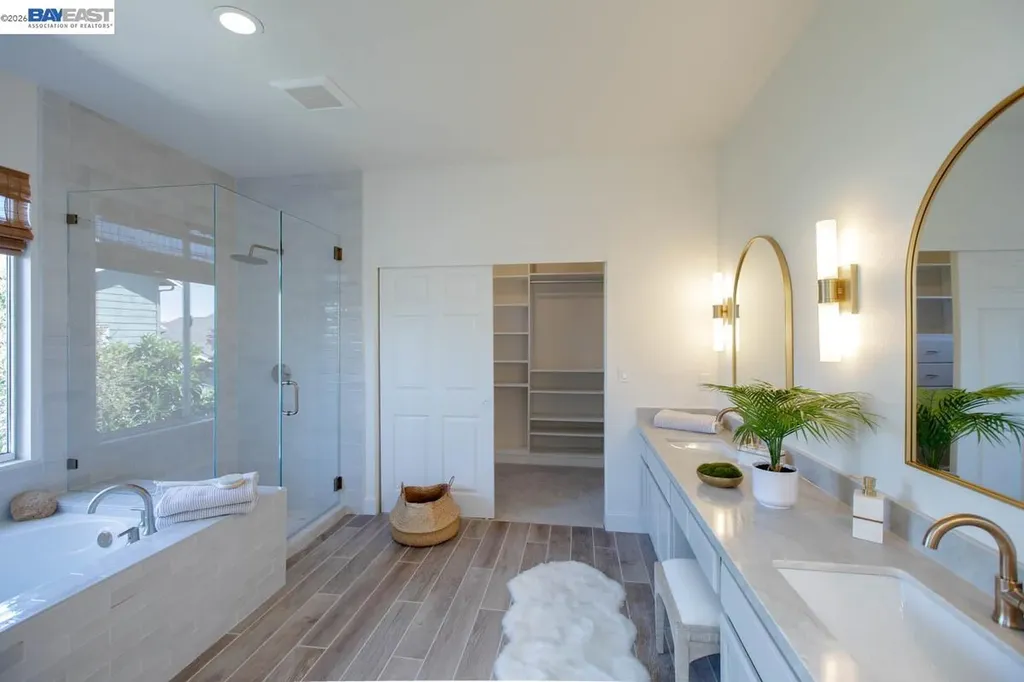 367 Creedon Circle Alameda CA 94502