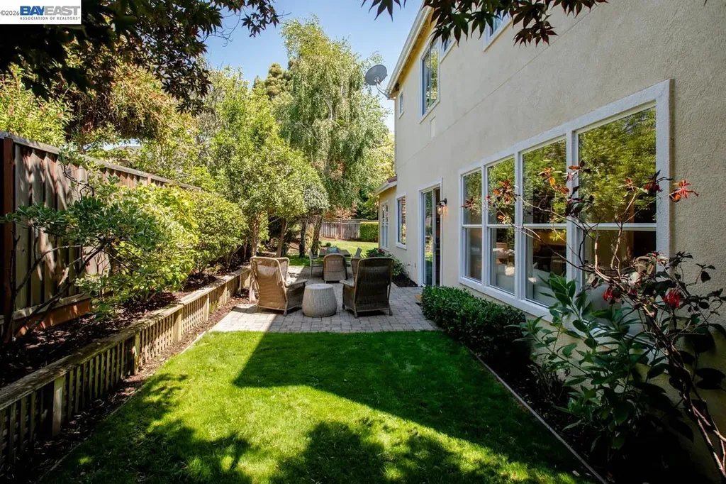 367 Creedon Circle Alameda CA 94502