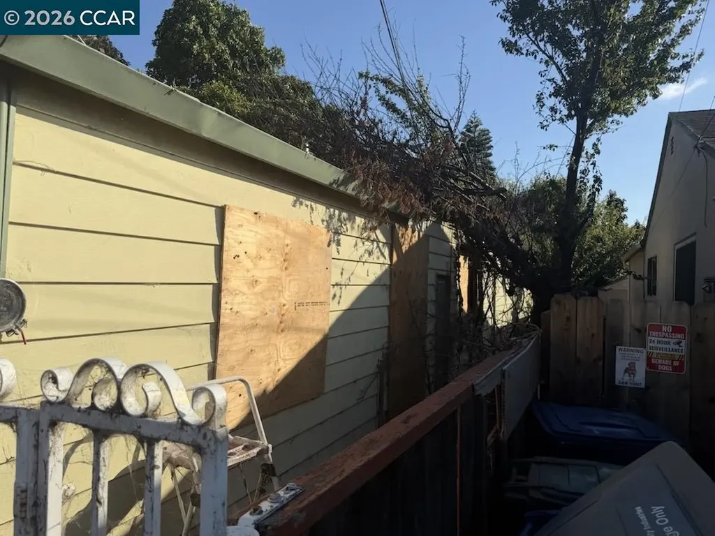 2107 Orchard Avenue San Leandro CA 94577