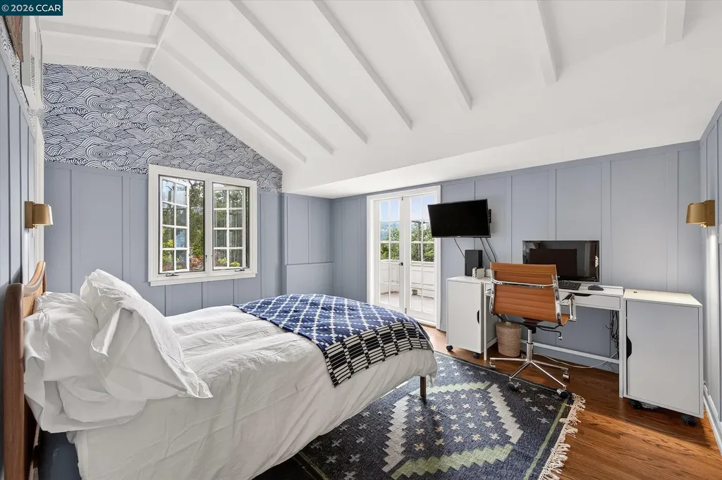 112 Camino Sobrante Orinda CA 94563