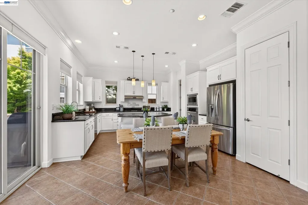 9850 Reimers Way Dublin CA 94568