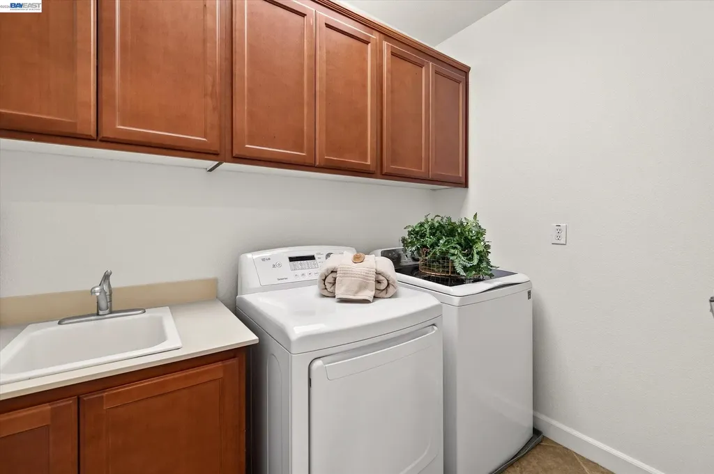 9850 Reimers Way Dublin CA 94568