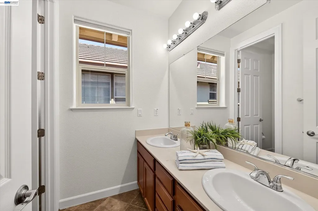 9850 Reimers Way Dublin CA 94568