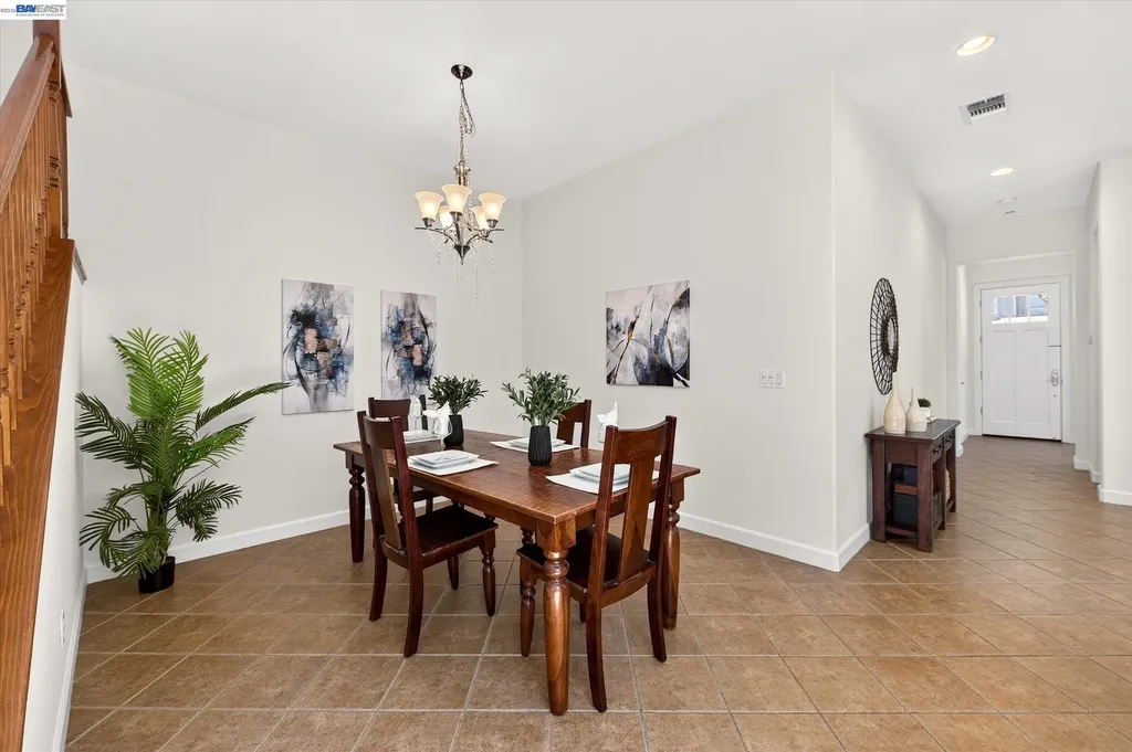 9850 Reimers Way Dublin CA 94568