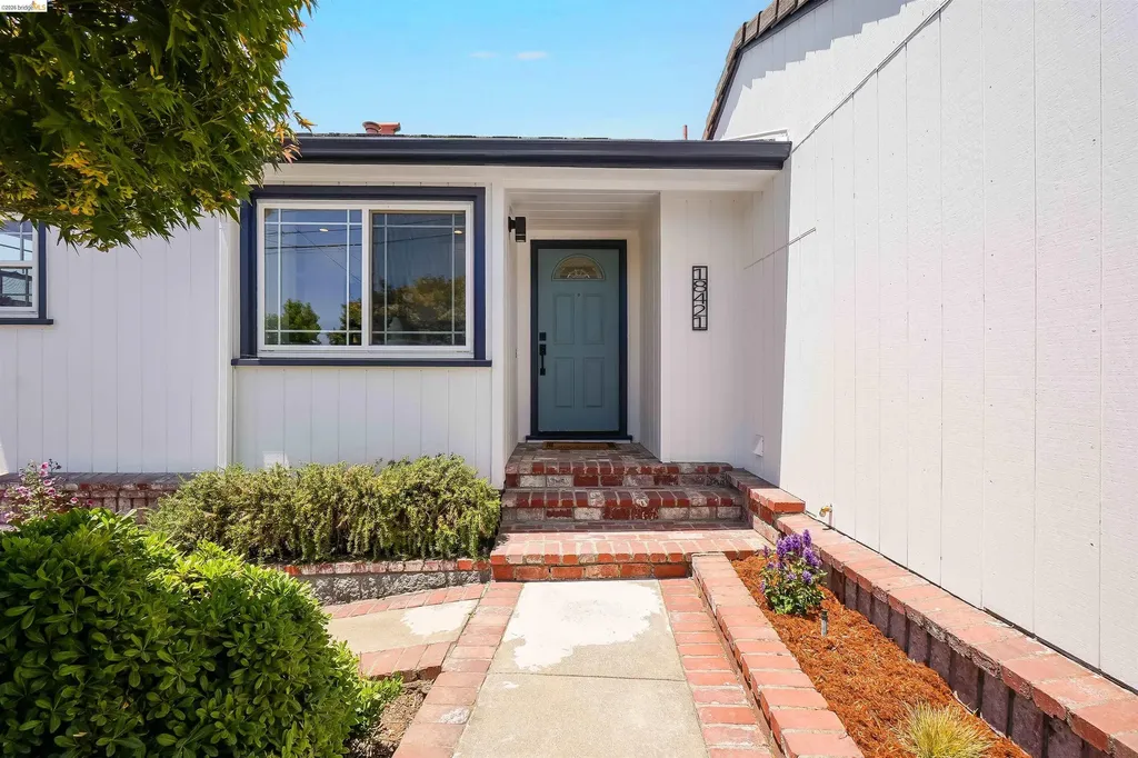 18421 Magee Way Castro Valley CA 94546