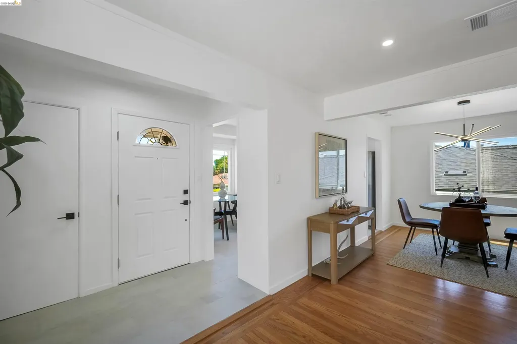 18421 Magee Way Castro Valley CA 94546