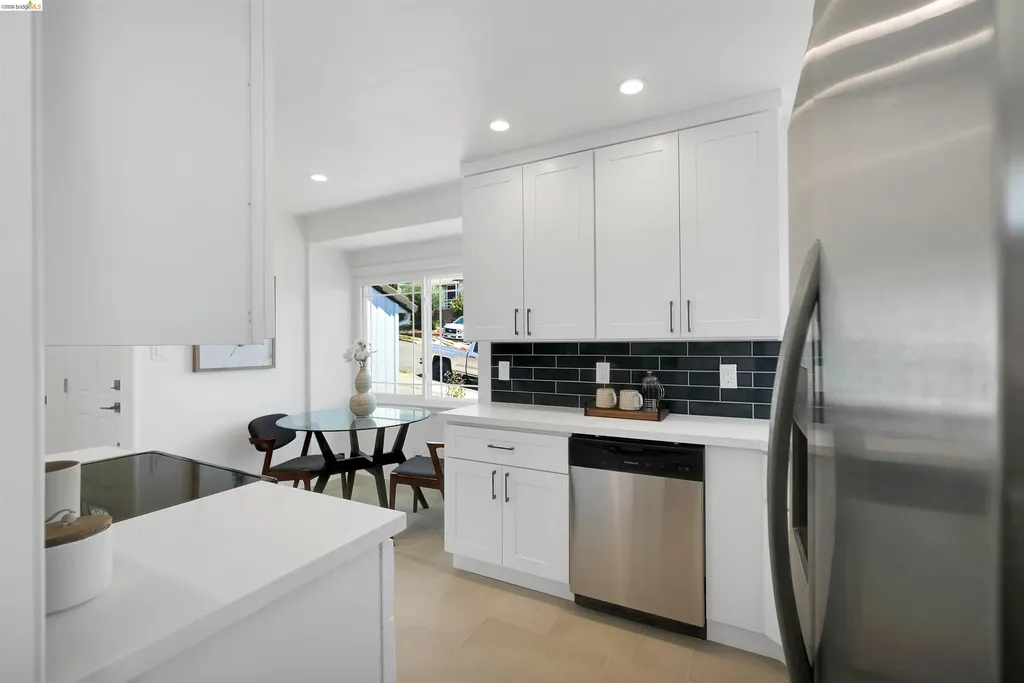 18421 Magee Way Castro Valley CA 94546
