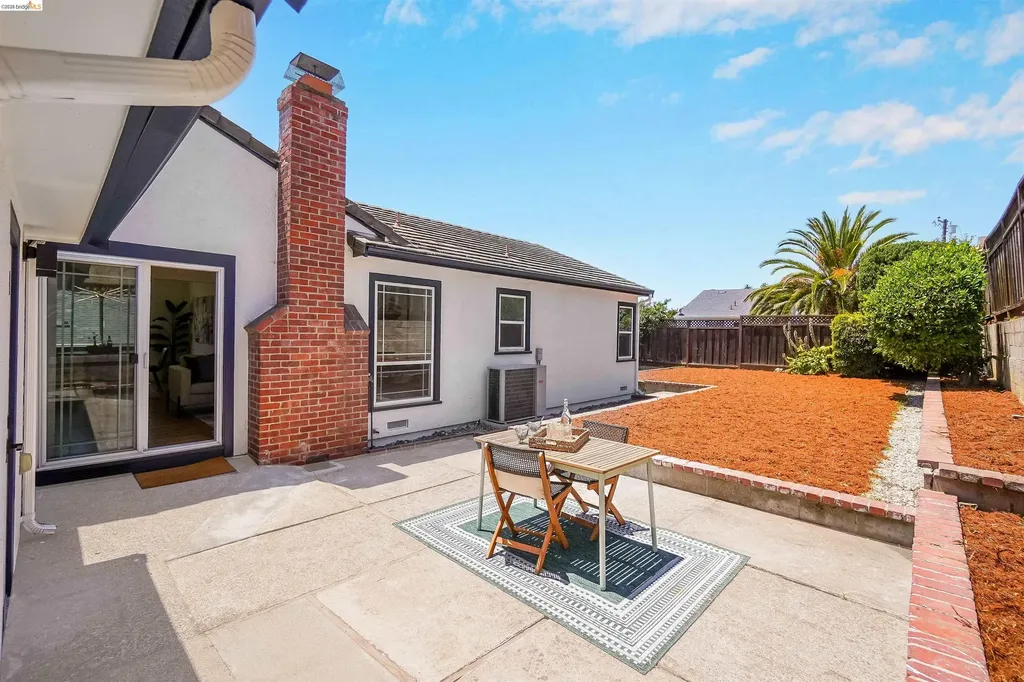 18421 Magee Way Castro Valley CA 94546