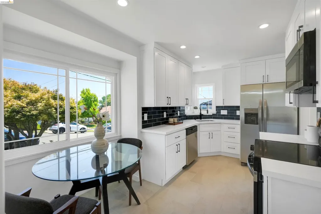 18421 Magee Way Castro Valley CA 94546