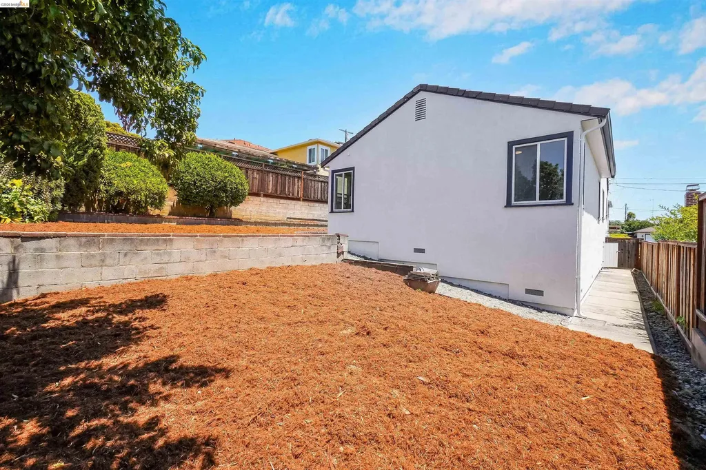 18421 Magee Way Castro Valley CA 94546