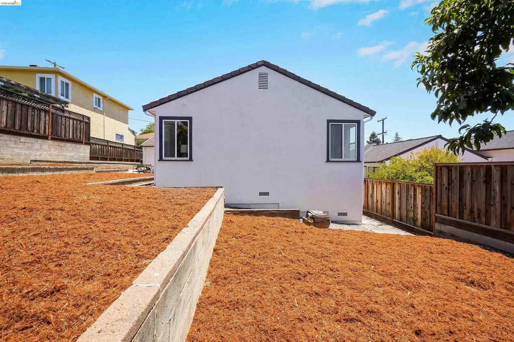 18421 Magee Way Castro Valley CA 94546