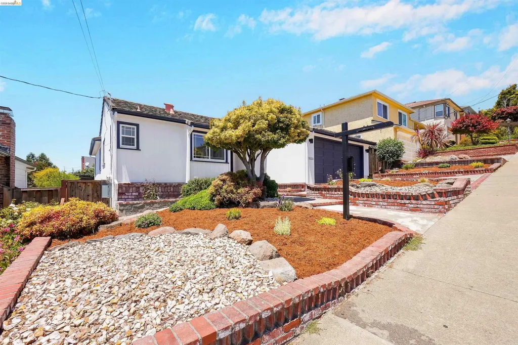 18421 Magee Way Castro Valley CA 94546