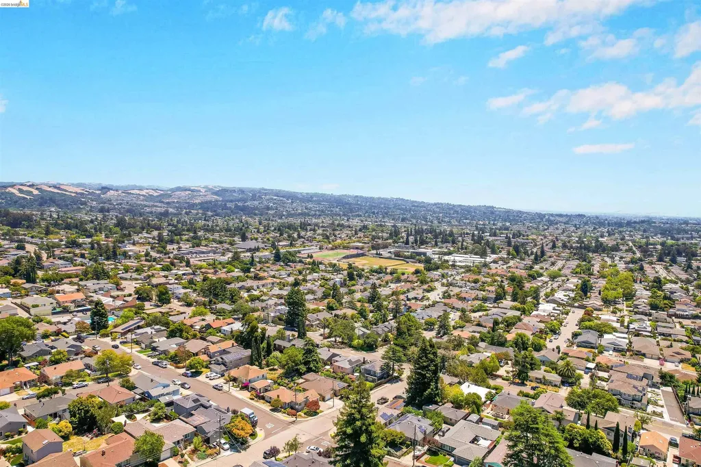 18421 Magee Way Castro Valley CA 94546