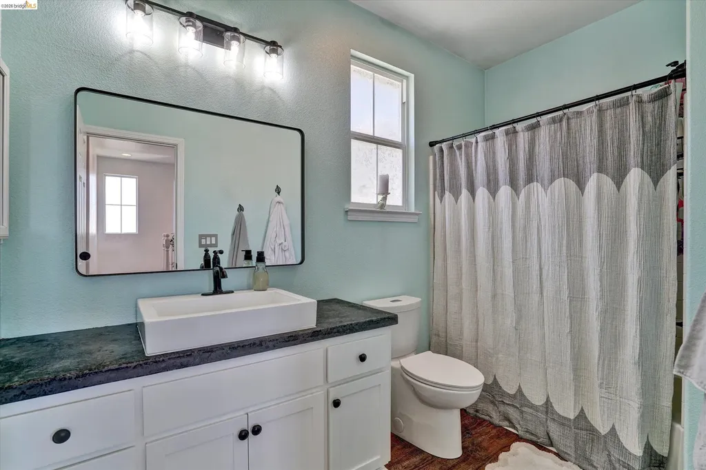 619 Falling Star Drive Martinez CA 94553