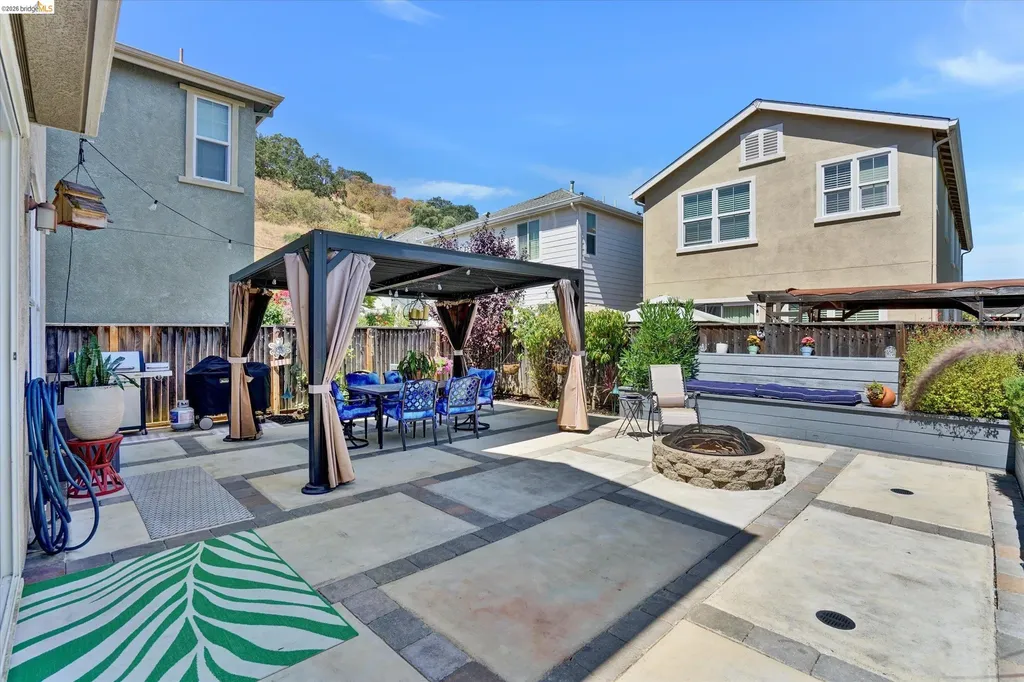 619 Falling Star Drive Martinez CA 94553