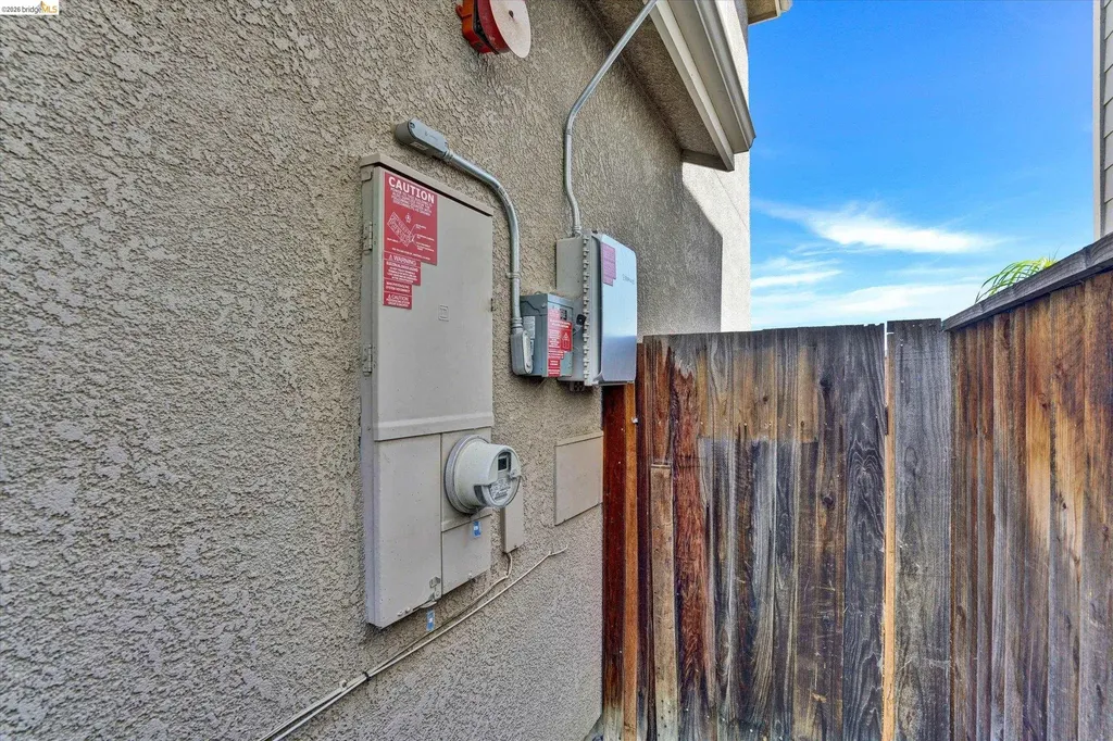619 Falling Star Drive Martinez CA 94553