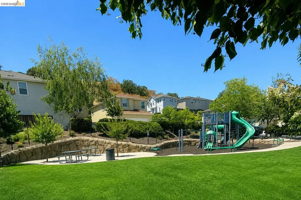 619 Falling Star Drive Martinez CA 94553