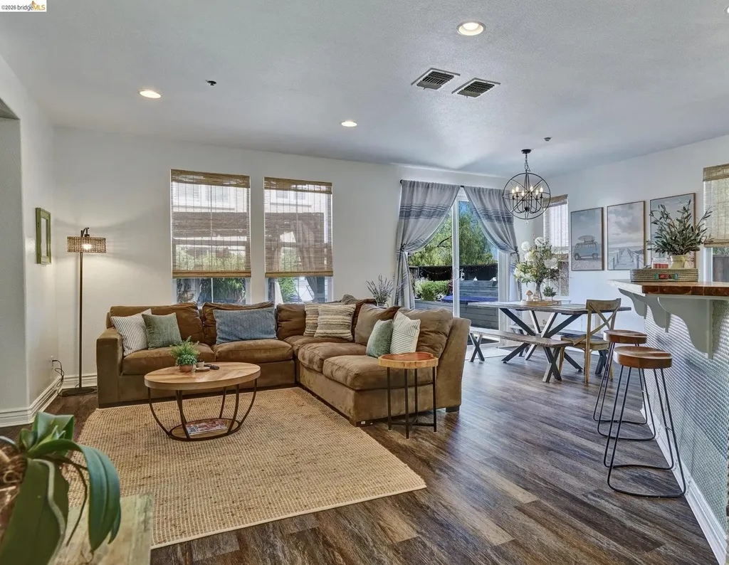 619 Falling Star Drive Martinez CA 94553