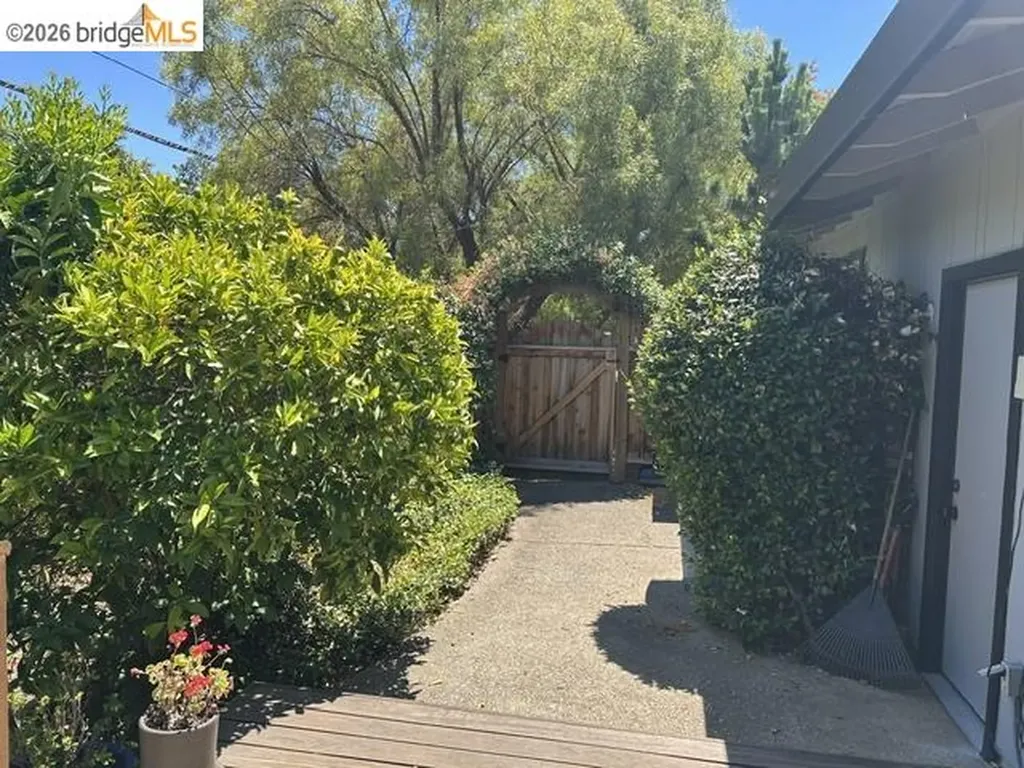 5849 Mitchell Canyon Court Clayton CA 94517