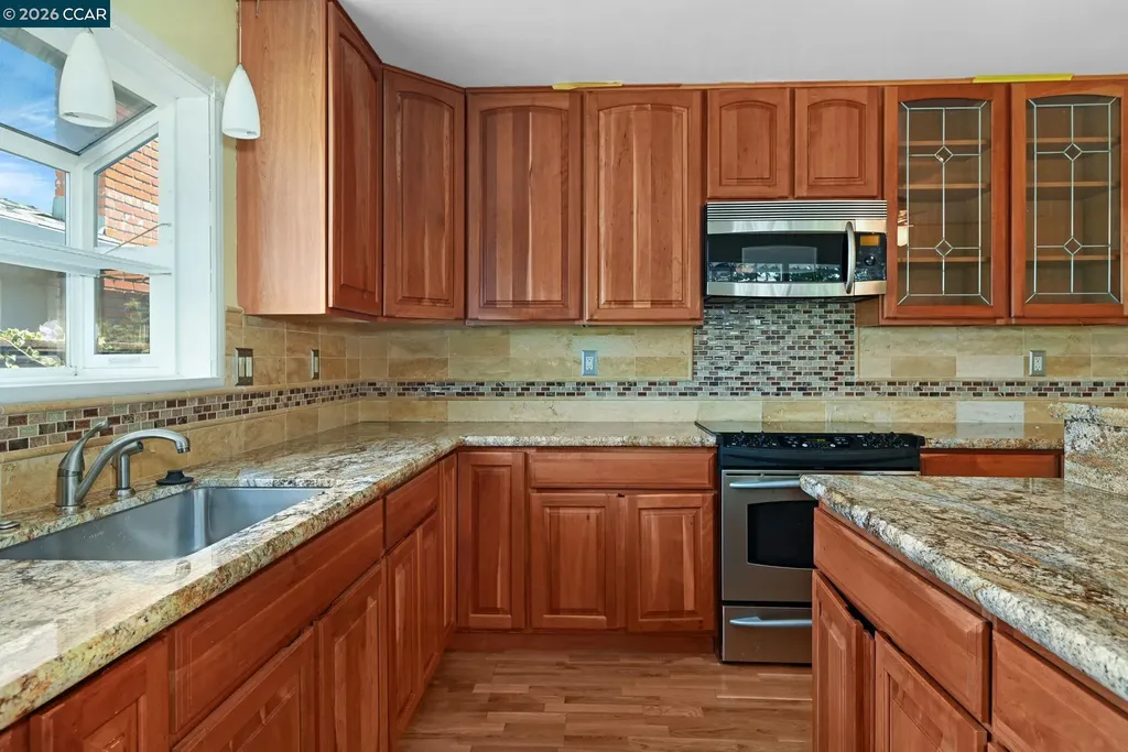 2412 Desrys Boulevard Antioch CA 94509