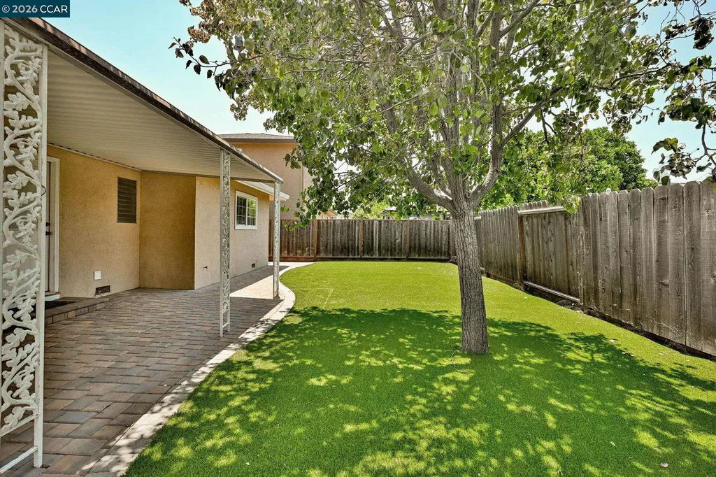 2412 Desrys Boulevard Antioch CA 94509