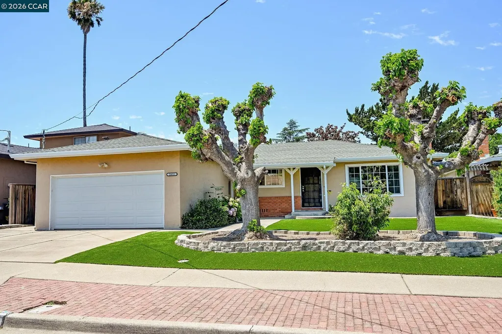 2412 Desrys Boulevard Antioch CA 94509
