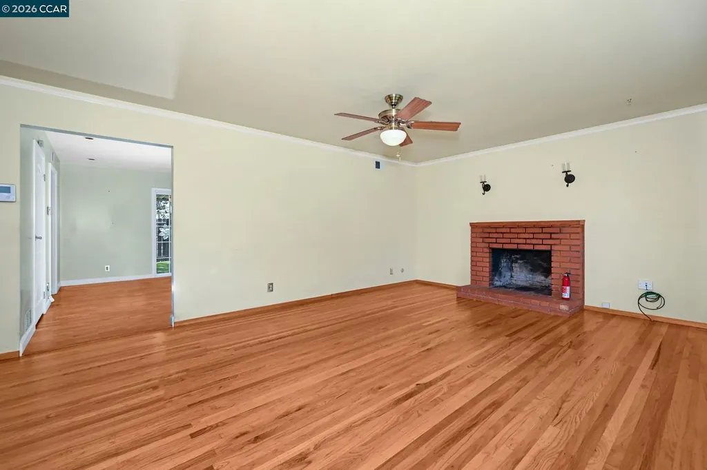2412 Desrys Boulevard Antioch CA 94509
