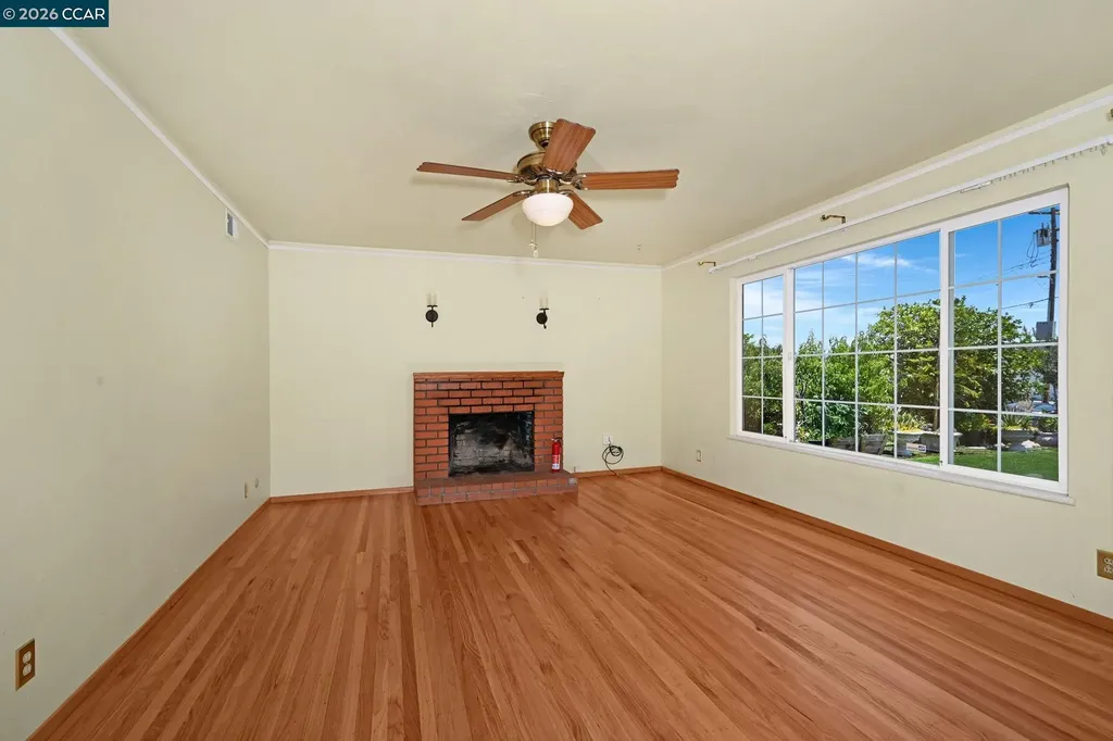2412 Desrys Boulevard Antioch CA 94509