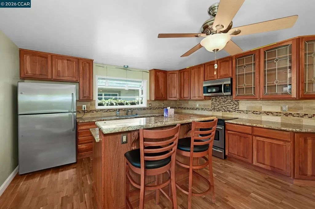 2412 Desrys Boulevard Antioch CA 94509