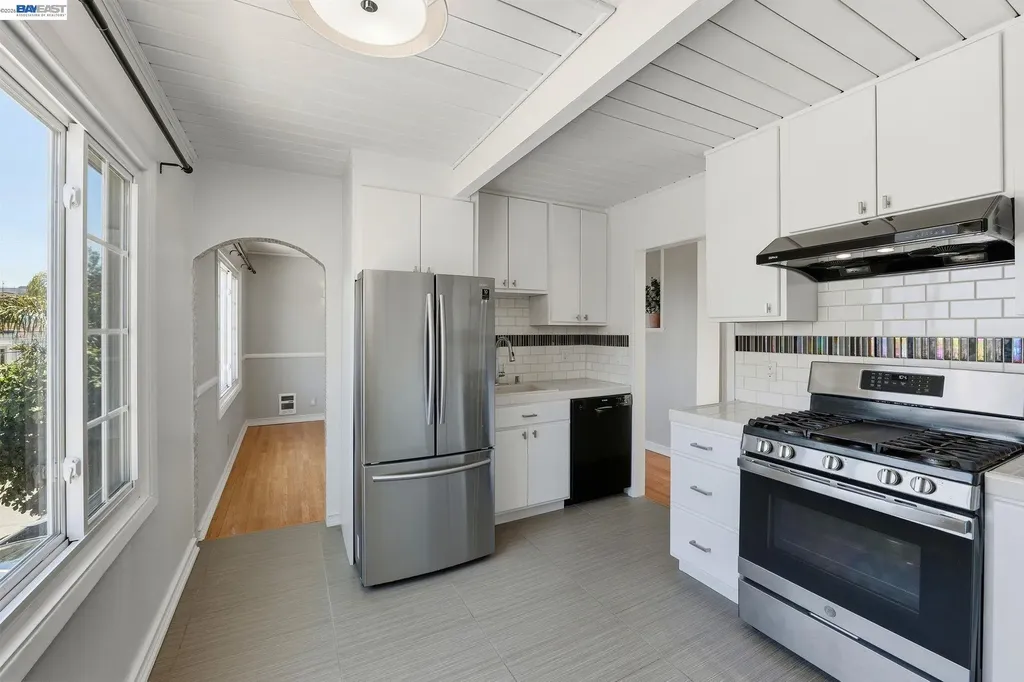780 Goettingen Street San Francisco CA 94134