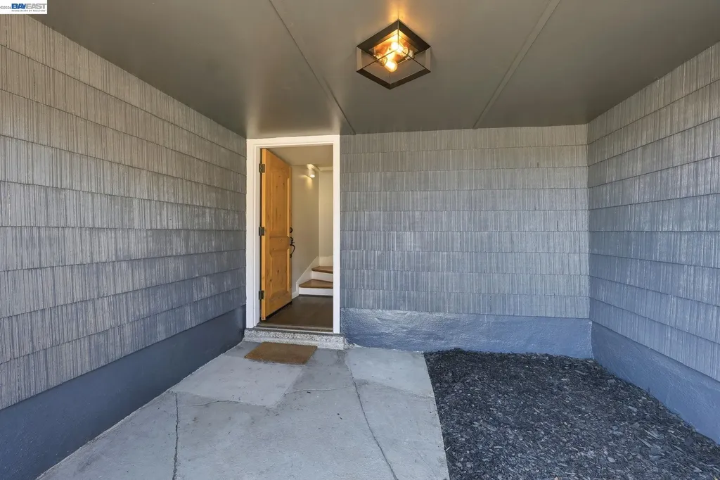 780 Goettingen Street San Francisco CA 94134