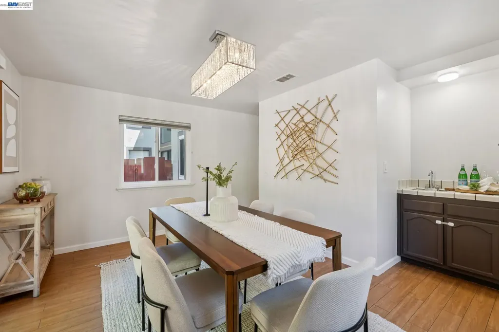 28086 Thorup Lane Hayward CA 94542