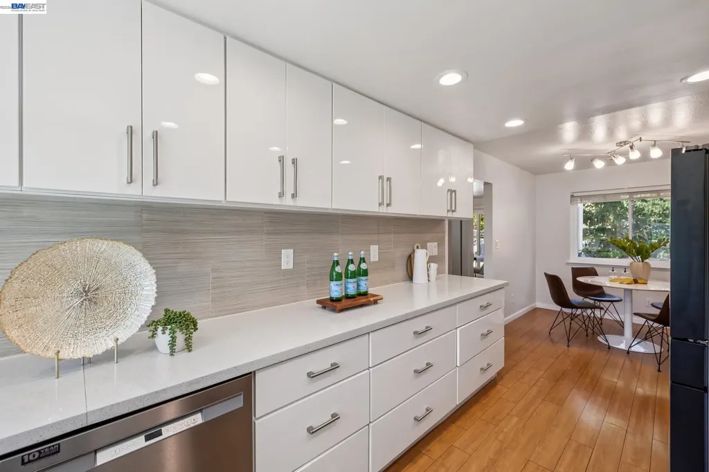 28086 Thorup Lane Hayward CA 94542