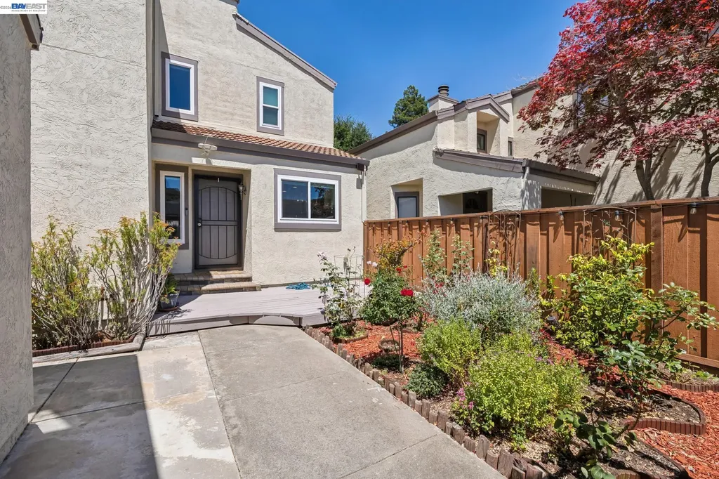 28086 Thorup Lane Hayward CA 94542