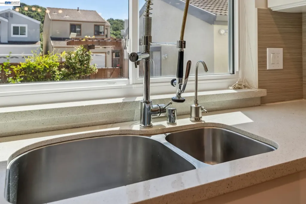 28086 Thorup Lane Hayward CA 94542