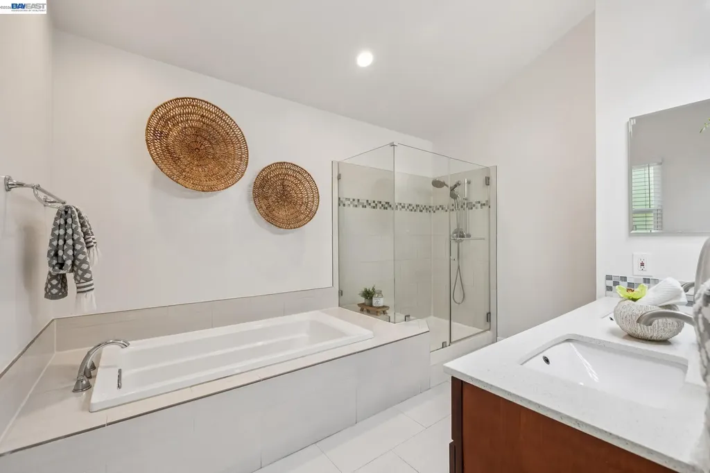 28086 Thorup Lane Hayward CA 94542