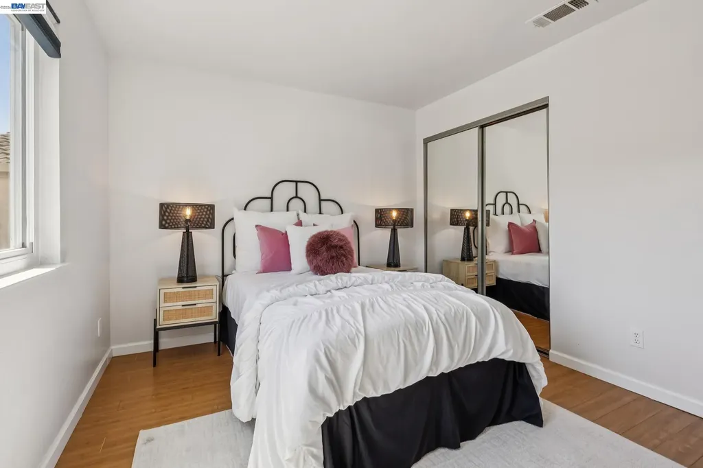 28086 Thorup Lane Hayward CA 94542