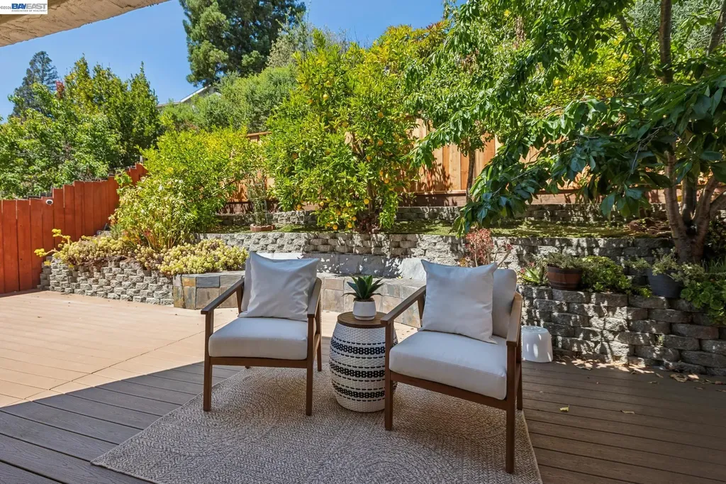 28086 Thorup Lane Hayward CA 94542