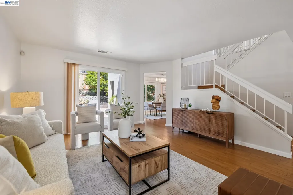 28086 Thorup Lane Hayward CA 94542