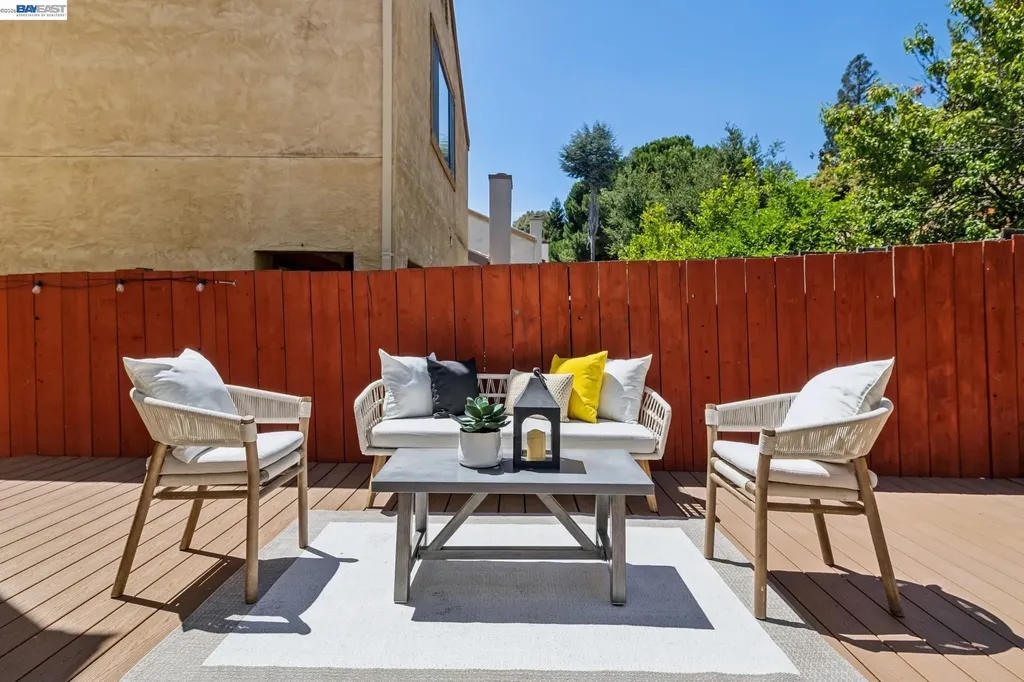 28086 Thorup Lane Hayward CA 94542