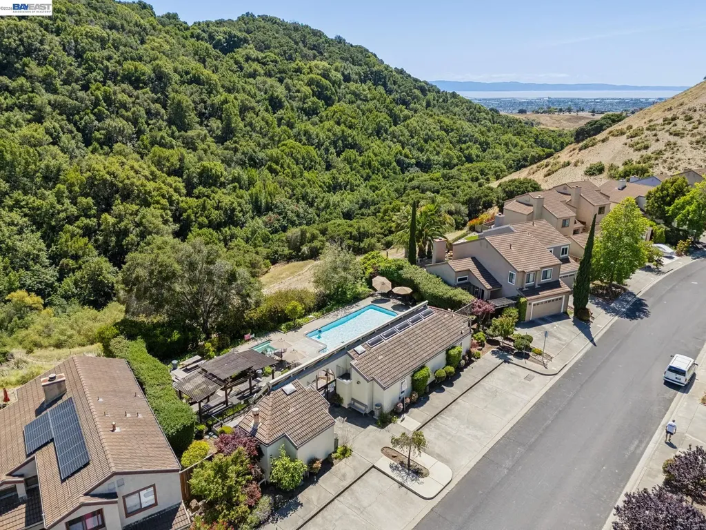 28086 Thorup Lane Hayward CA 94542