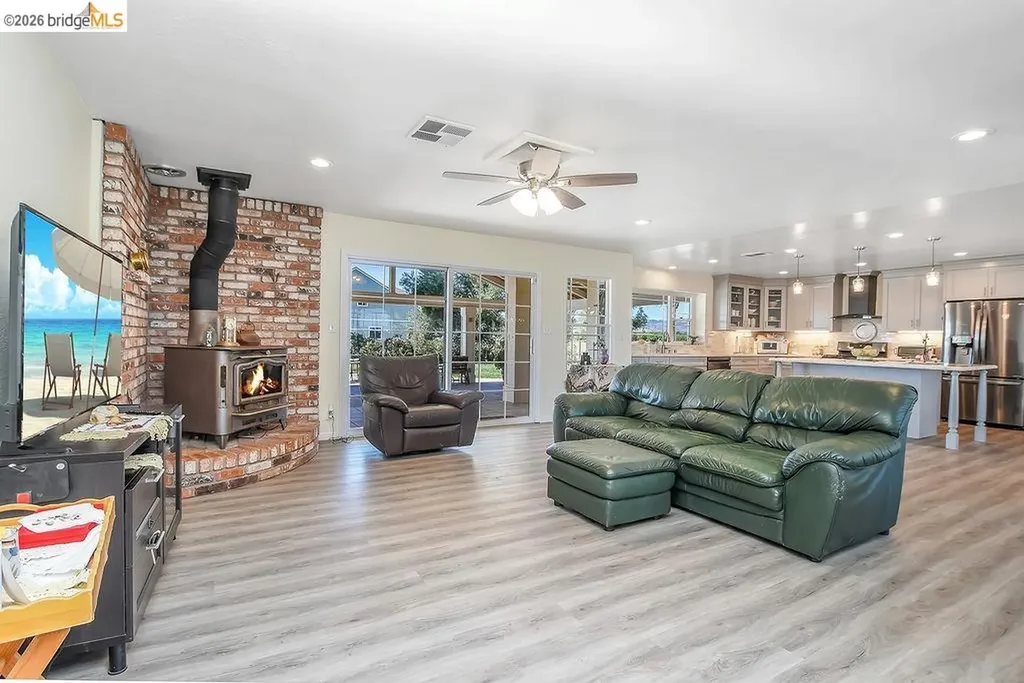 1700 Eureka Avenue Brentwood CA 94513
