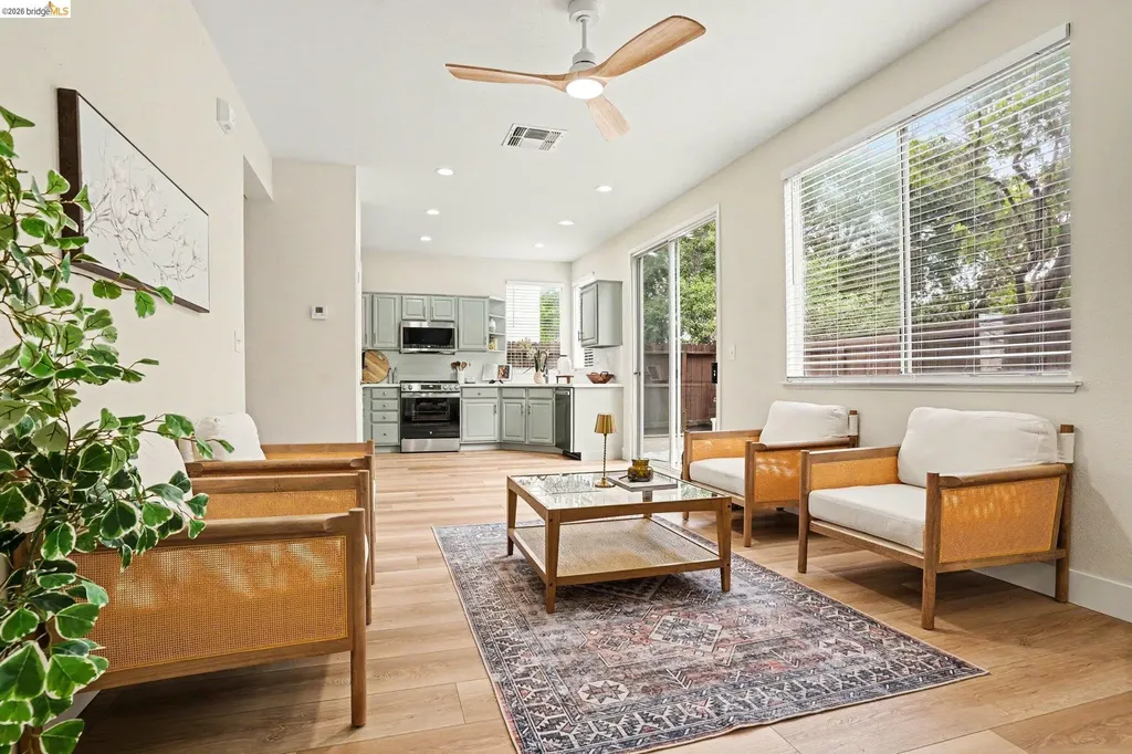 25570 Brookshire Drive Castro Valley CA 94552