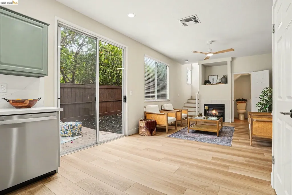 25570 Brookshire Drive Castro Valley CA 94552