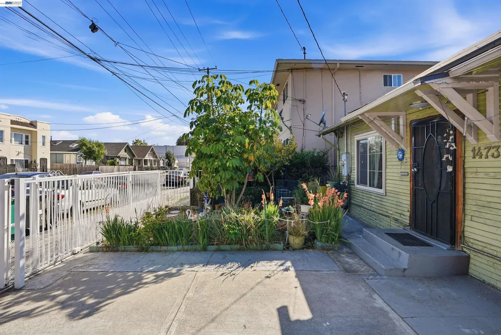 1473 82nd Avenue Oakland CA 94621